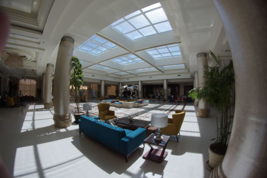Großzügige prunkvolle Lobby Pickalbatros White Beach Resort - Hurghada