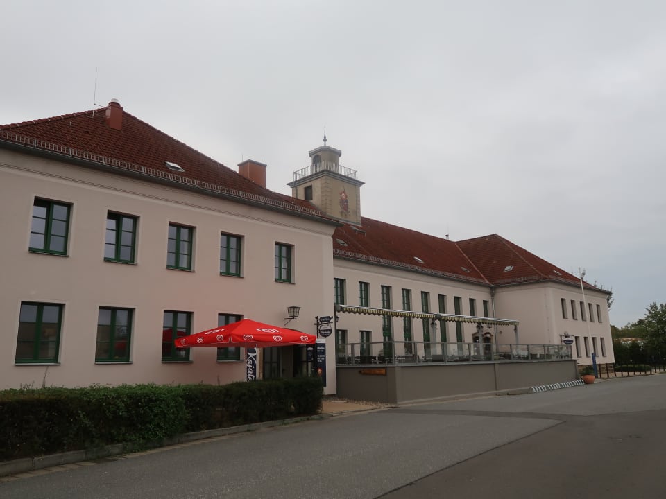 Außenansicht Hotel Fischhaus Alberthafen