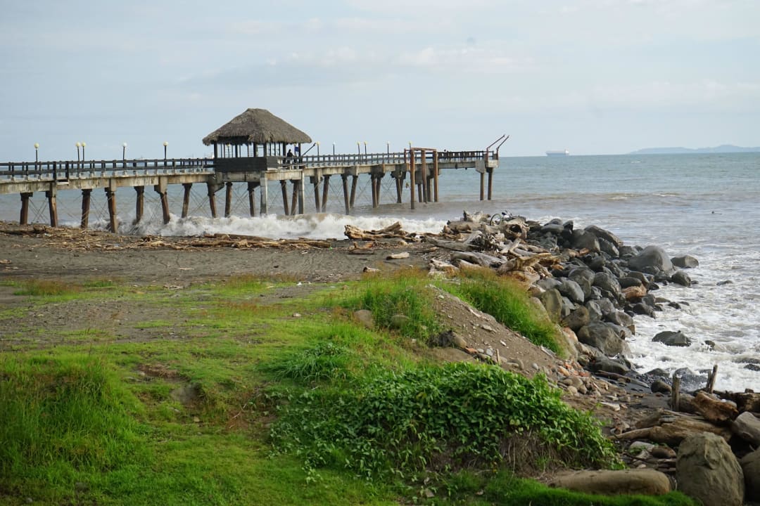 Unbrauchbarer Strand  Fiesta Resort All Inclusive Central Pacific - Costa Rica