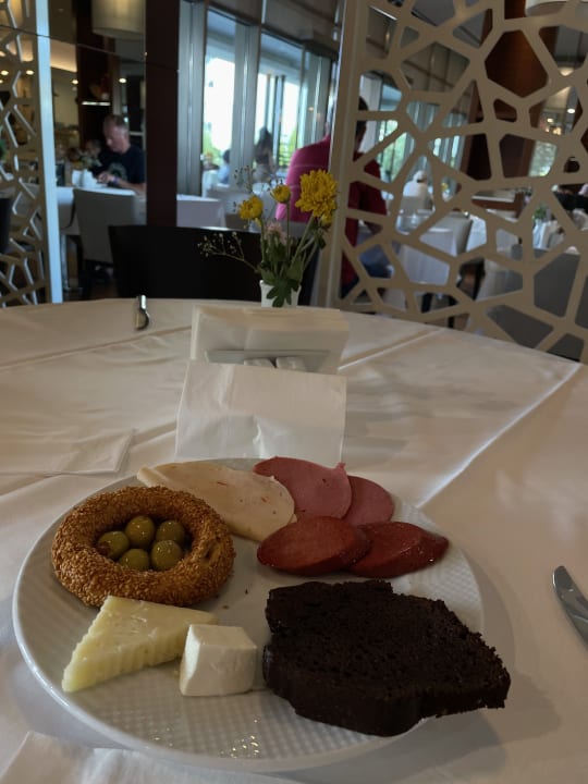 Gastro The Sense Deluxe Hotel