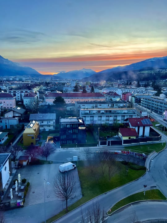 Ausblick Hilton Garden Inn Innsbruck Tivoli