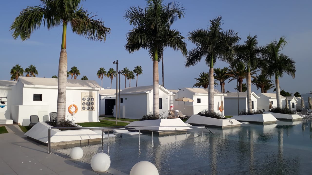 Pool Club Maspalomas Suites & SPA