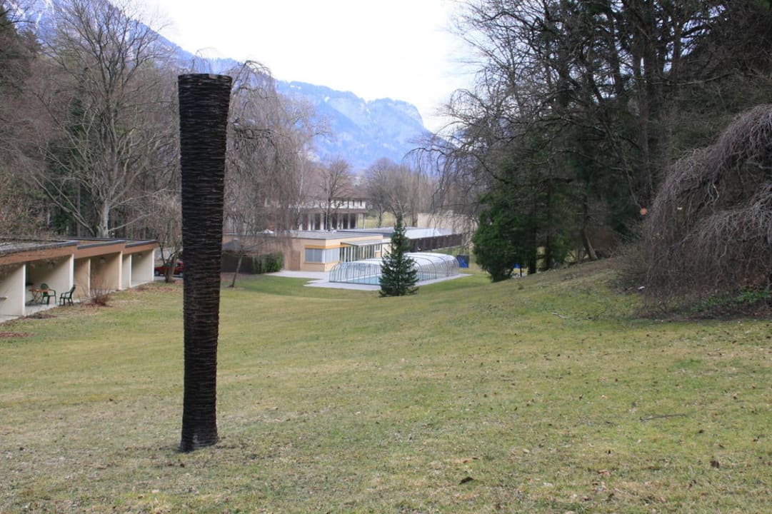 Garten mit Pool und Sauna Hotel Schloss Ragaz