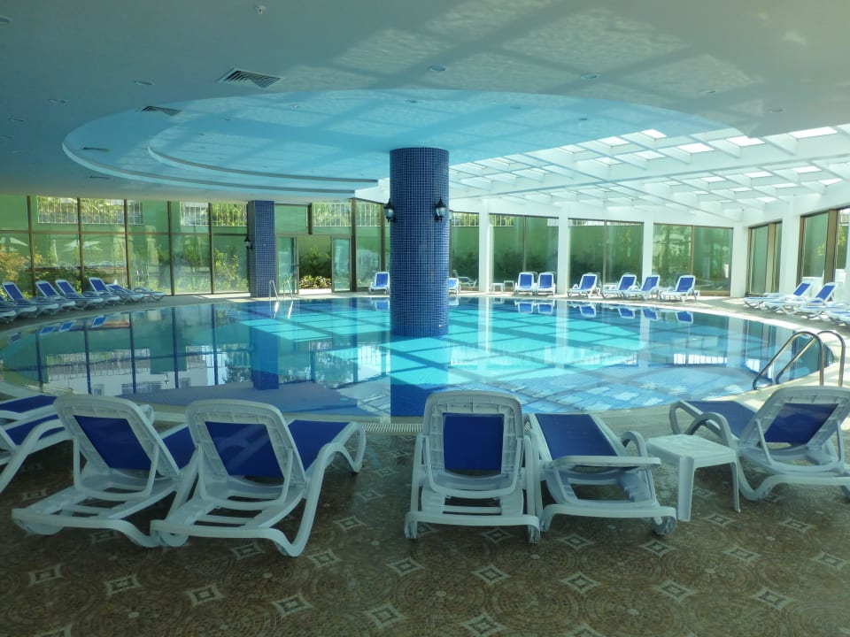 Innenpool Alan Xafira Deluxe Resort & Spa