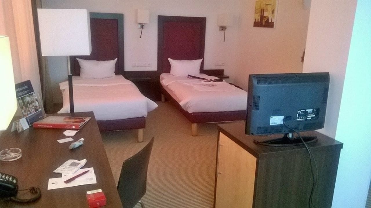 Zimmer acom Hotel München