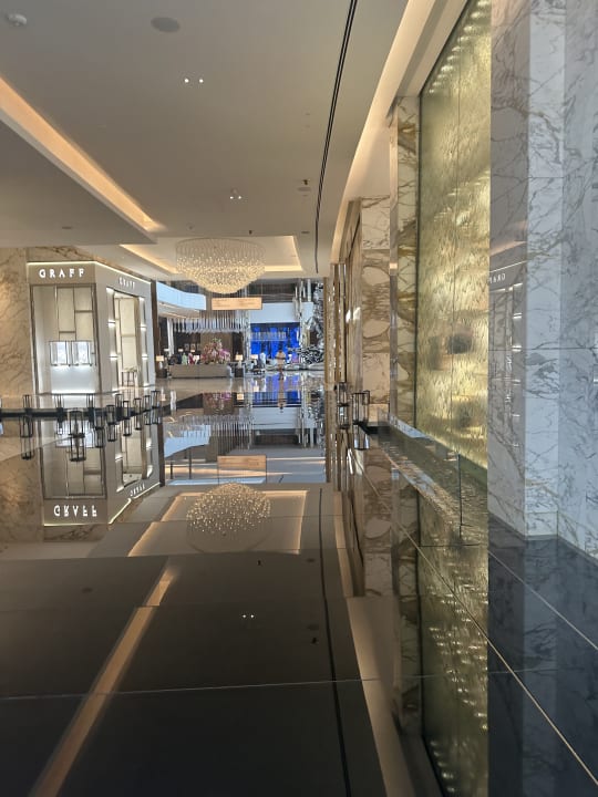 Lobby Atlantis The Royal