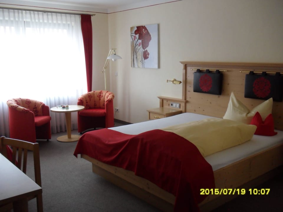 Landhotel Zur Jurahöhe / Juraschlössl Landhotel Zur Jurahöhe / Juraschlössl