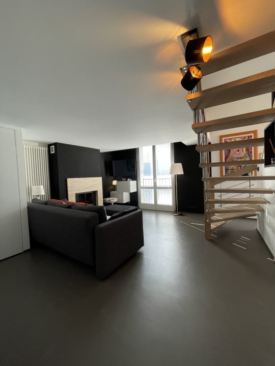 Zimmer l'angolo sul porto
