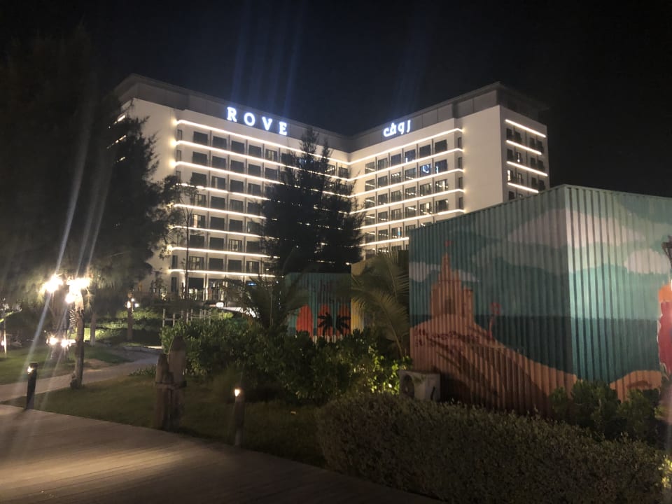 Außenansicht Rove La Mer Beach Jumeirah