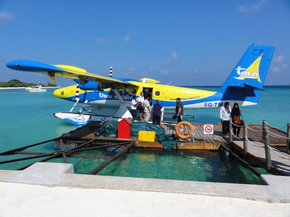 Jetty Wasserflieger Kuredu Kuredu Island Resort & Spa