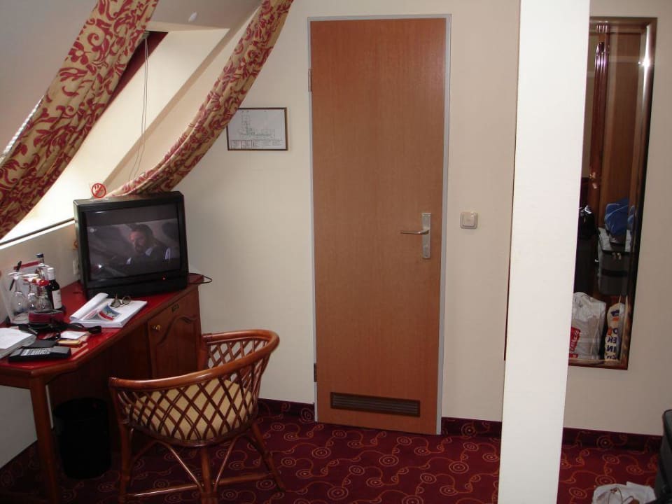 Kleines Zimmer Ramada Landhotel Nürnberg H+ Hotel Nürnberg