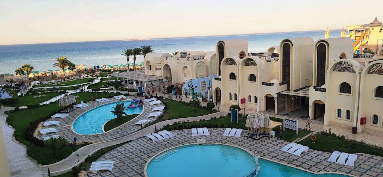 Ausblick Gravity Hotel & Aquapark Sahl Hasheesh