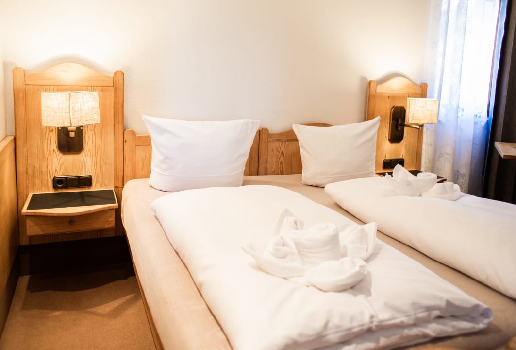 Zimmer Waldhotel König von Rom