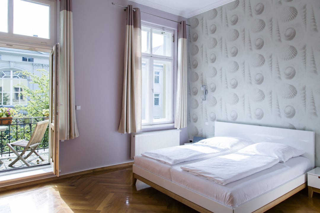 Doppelzimmer mit Balkon Hotel Residenz Begaswinkel