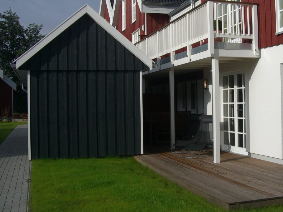 Gartenhütte und Grünstreifen Ferienwohnung Kleine Brise