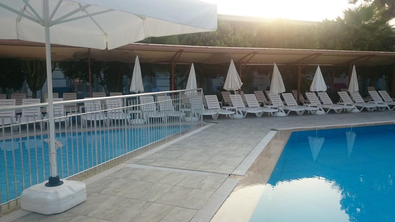 Kinderpool Sun Club Hotel
