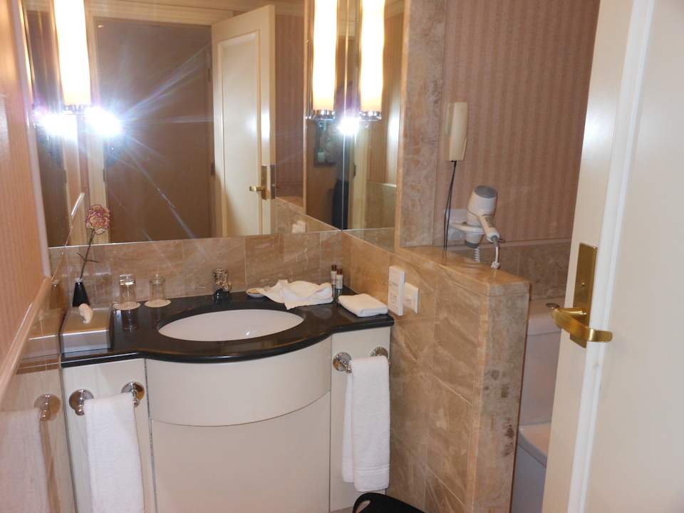Deluxe Suite 426 - Gäste-WC Sheraton Warsaw Hotel