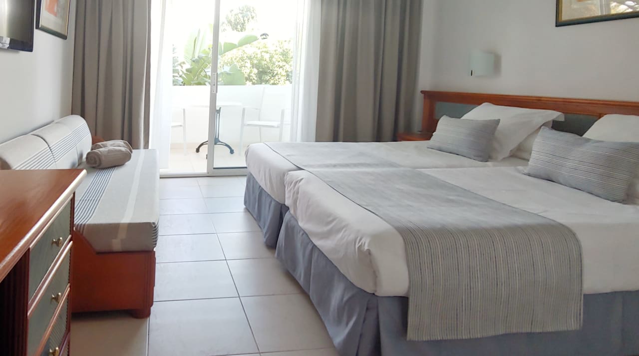 Zimmer Hotel Rocamarina - Adults Only