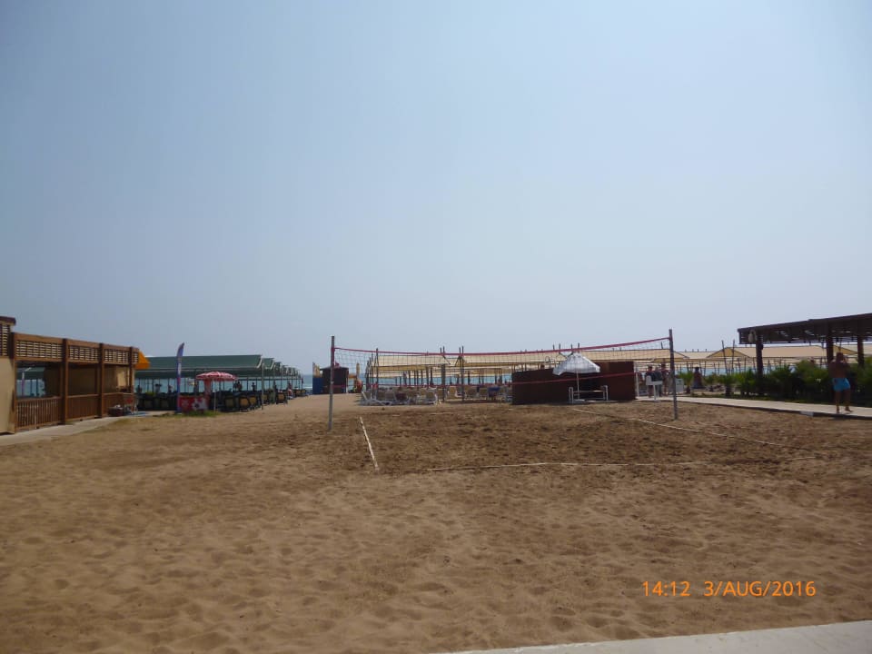 Beachvolleyballplatz Well Palace Side