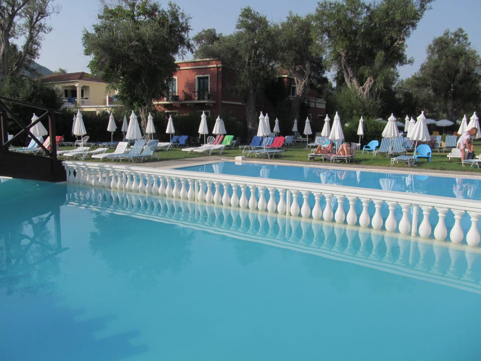 Jeden z basenów Sentido Apollo Palace