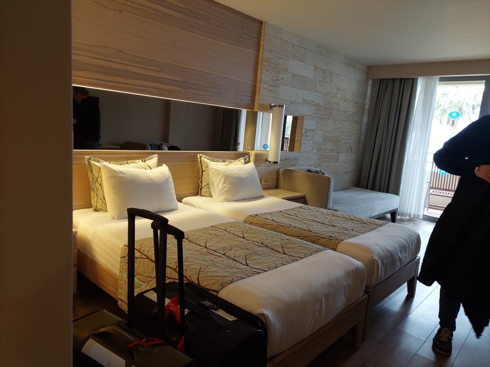 Zimmer Melas Resort Hotel