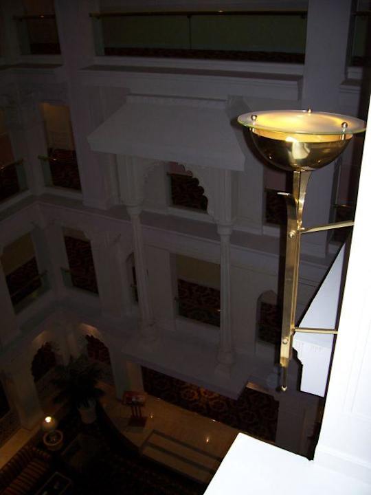 Blick ins Atrium Sheraton Grand Pune