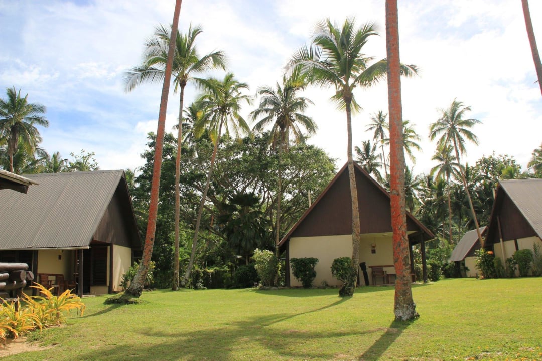 Bungalows Hotel Tambua Sands Beach Resort