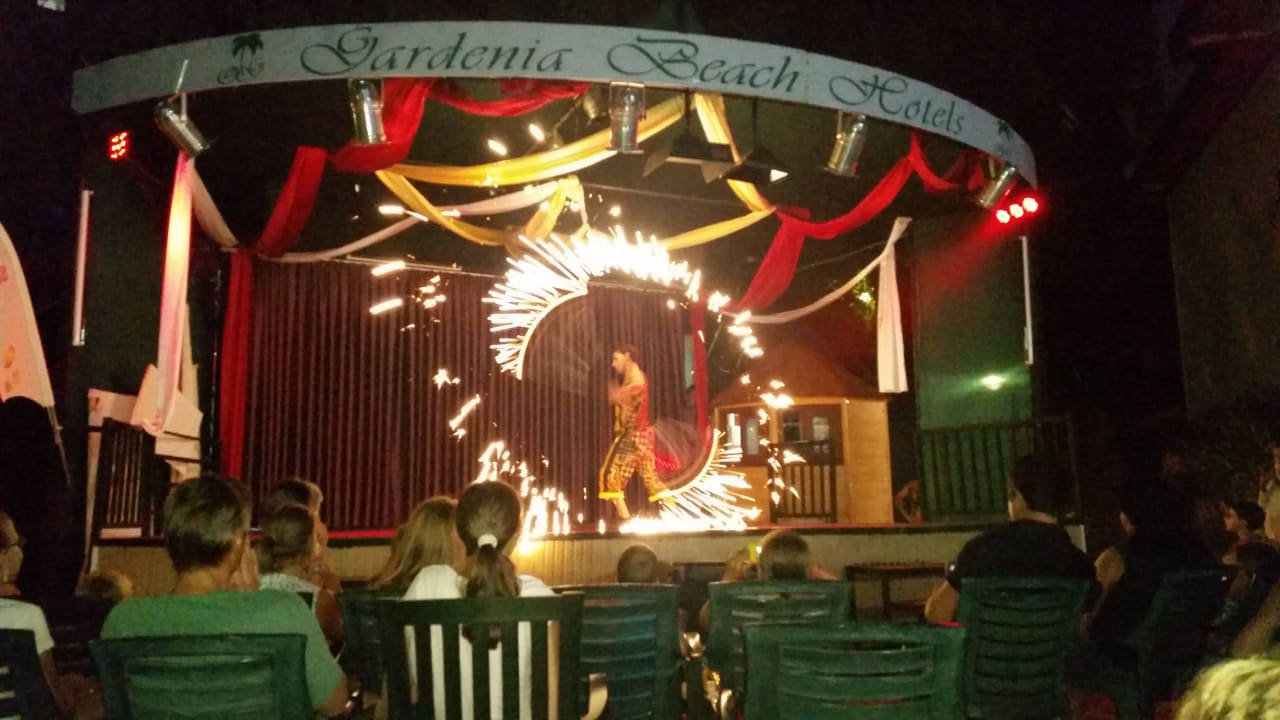 Showbühne Hotel Gardenia Beach