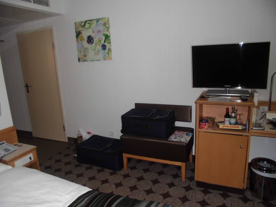 Innenausstattung Mövenpick Hotel Nürnberg Airport