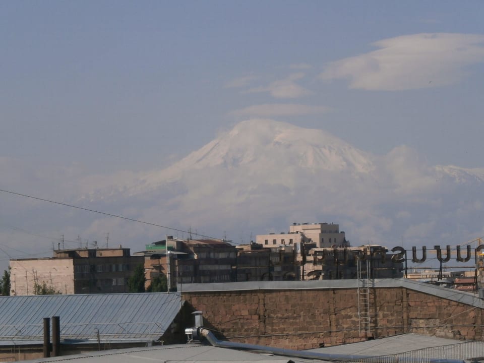 Blick auf Berg Ararat Hotel Imperial Palace