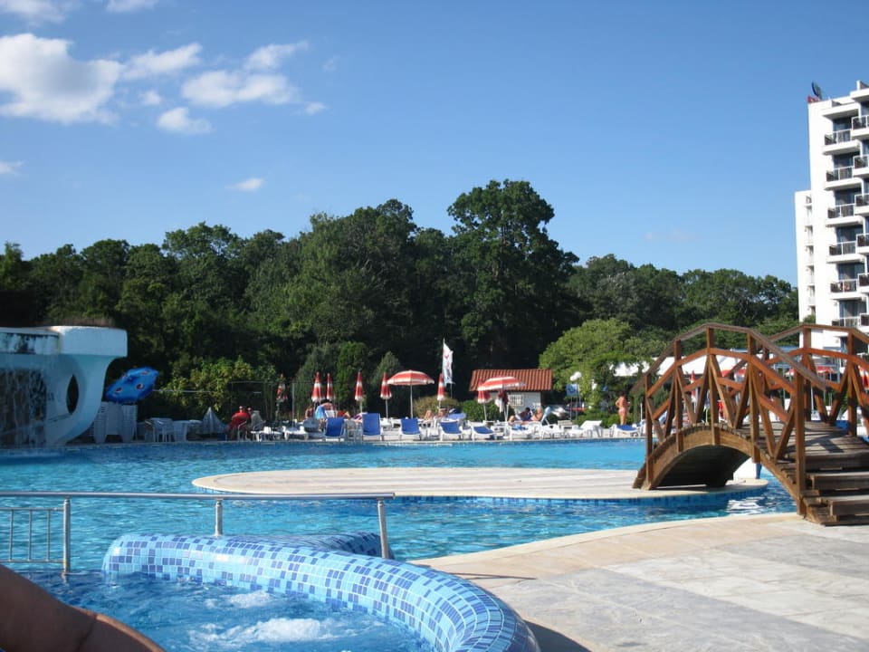 Pool vom Hotel Gergana Hotel Slavuna