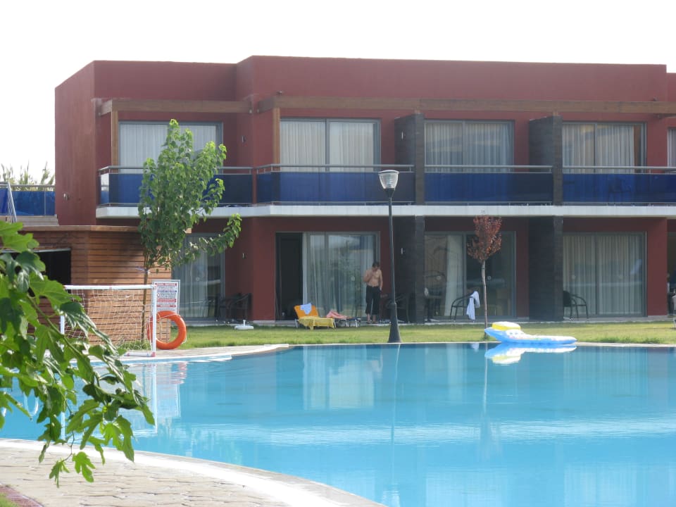 Zimmer direkt vor dem Pool All Senses Nautica Blue Exclusive Resort & Spa