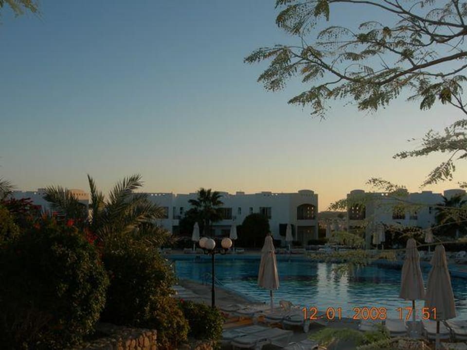 Подогреваемый бассейн № 2 Xperience Kiroseiz Parkland Resort