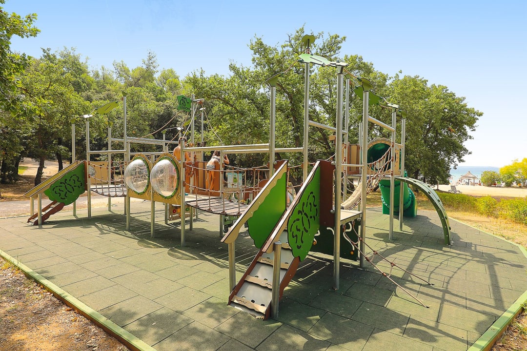 Sport & Freizeit Pine Beach Pakostane