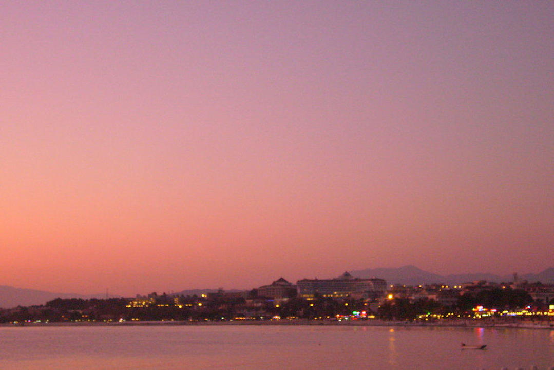 Sonnenuntergang Can Garden Beach
