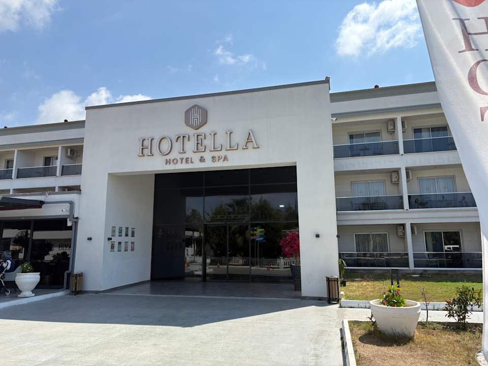 Außenansicht Hotella Resort & Spa