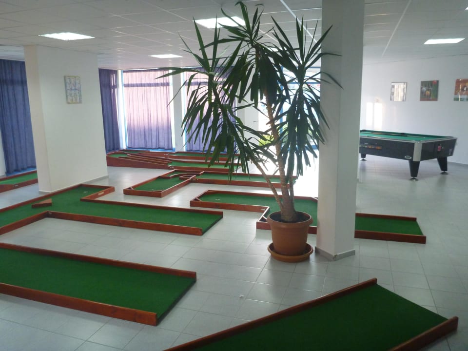 Minigolf Hotel Sineva Beach