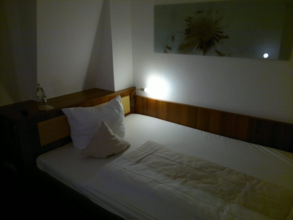 Bett Hotel Goldene Rose