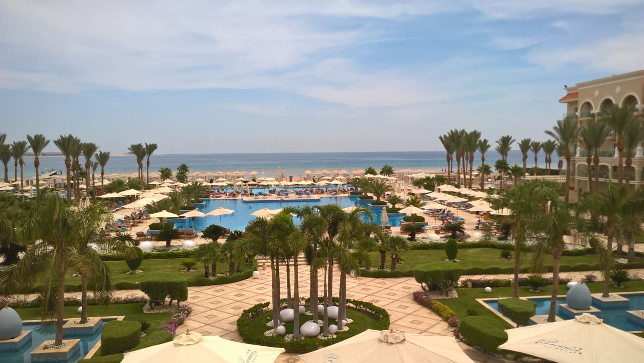 Pool Premier Le Reve Hotel & Spa