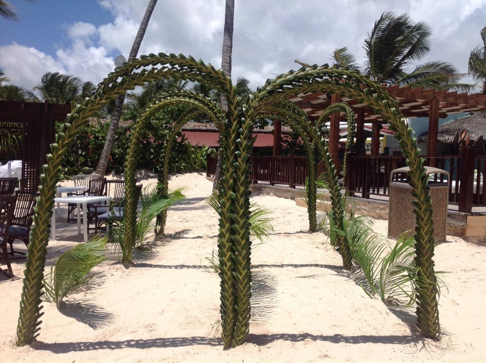 Grillen am Strand  Punta Cana Princess All Suites Resort & Spa