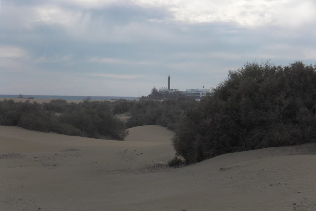 Sicht zum Leuchtturm Hotel Riu Palace Maspalomas Adults Only