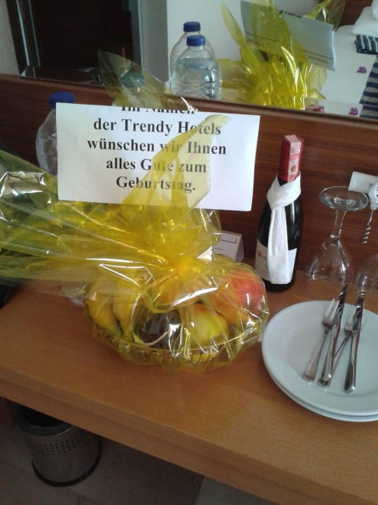 Kleine Aufmerksamkeit zum Geburtstag Trendy Side Beach Hotel - Adults only