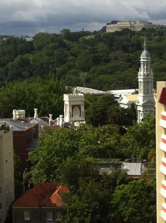 Aussicht vom Balkon The Quadrant Hotel