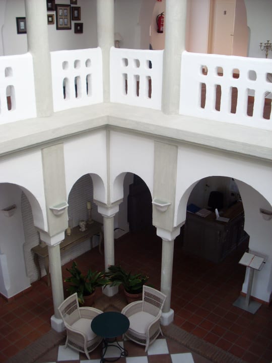 Block vom 1. OG auf die Rezeption B bou Hotel Cortijo Bravo