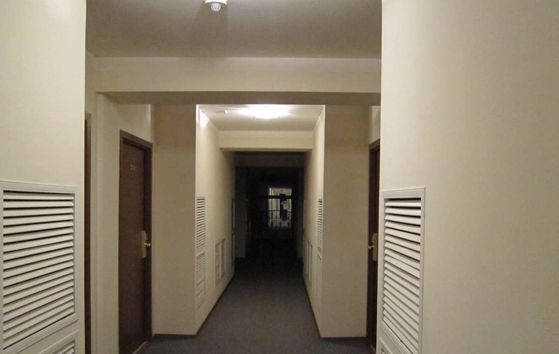 Коридор и двери номеров Hotel Spa Solnechniy