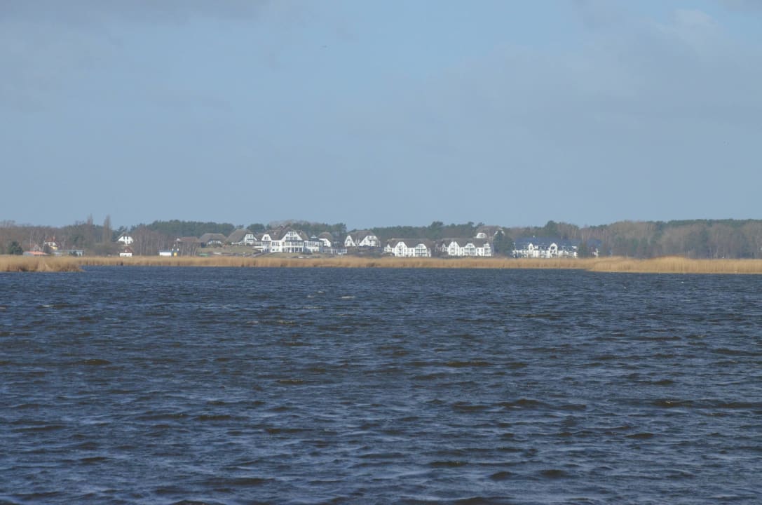 Blick vom gegenüberliegenden Ufer Balmer See Hotel · Golf · Spa