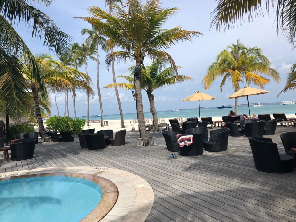 Pool Kuredu Island Resort & Spa