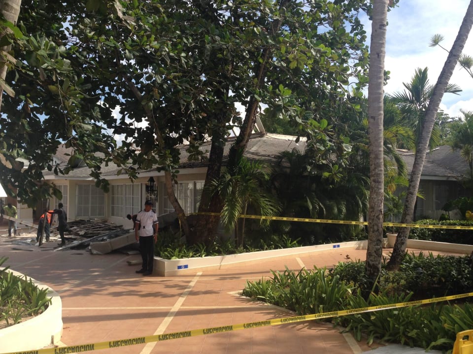 Einsturz Restaurant Dach Bahia Principe Grand El Portillo