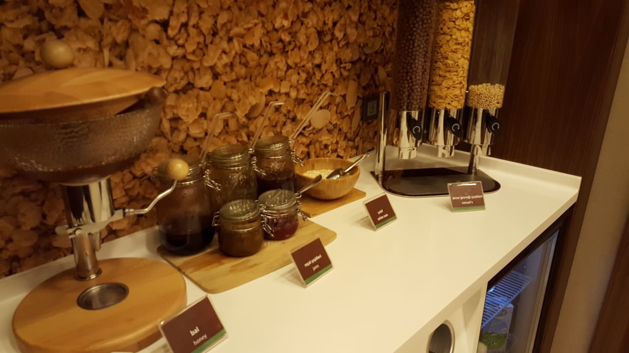 Restaurant Hampton by Hilton Istanbul Atakoy