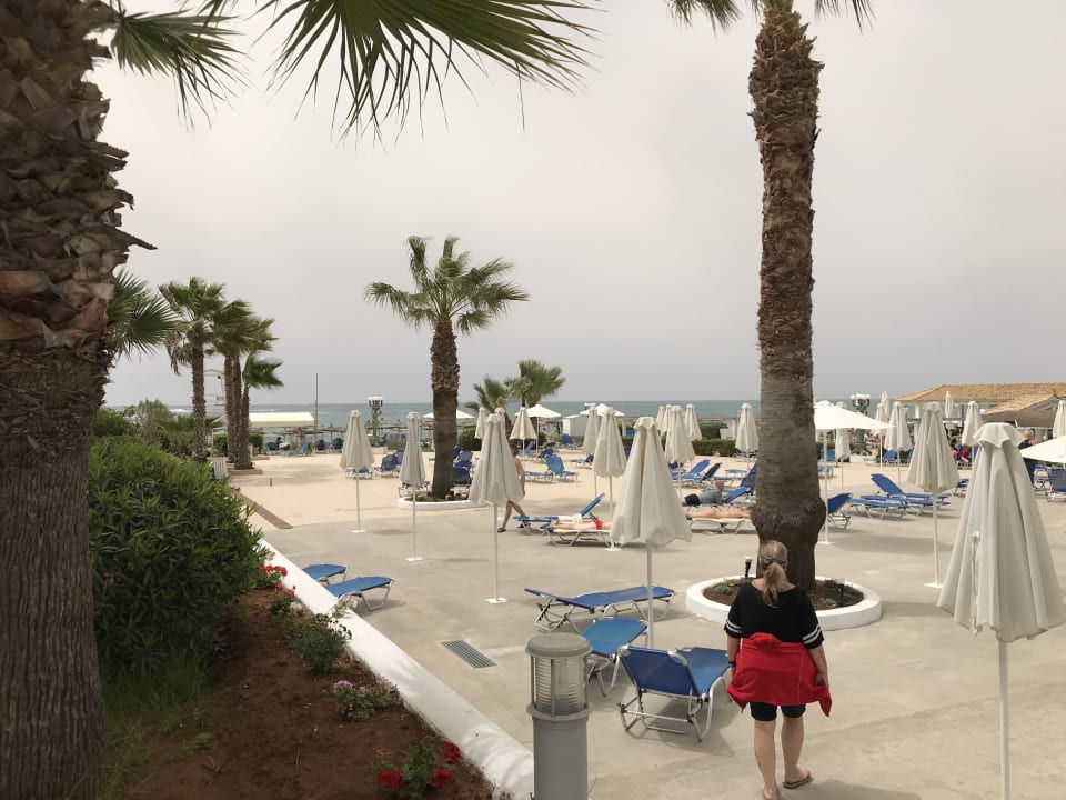 Strand Sandy Beach Resort